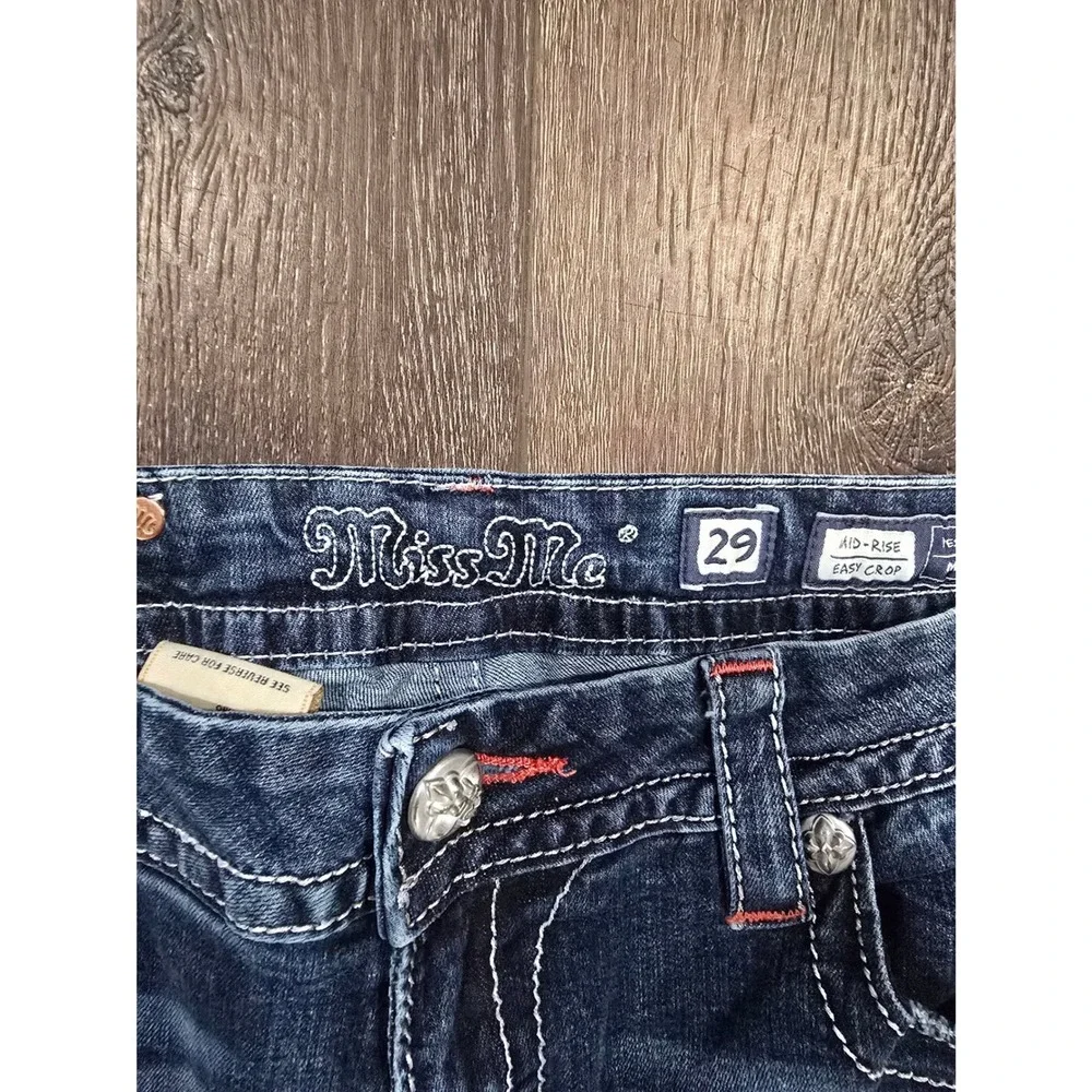 Miss Me Mid Rise Easy Crop Jeans Blue Embroidered Sequined Pockets Womens 29